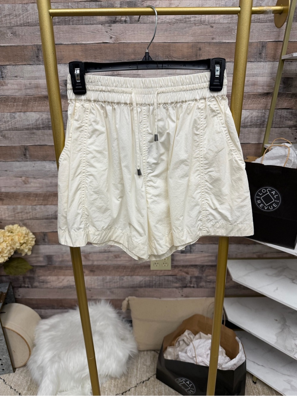 Apiece Apart White Shorts S
